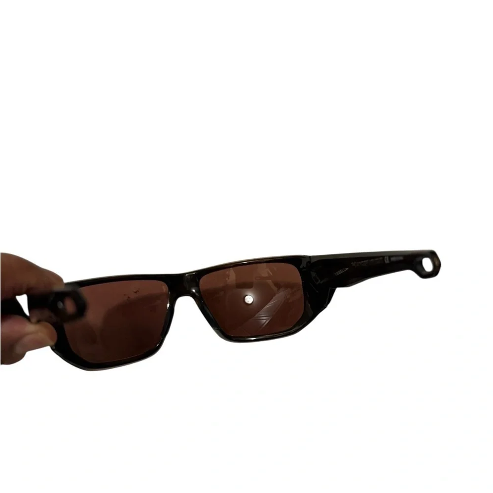 Under Armour chic brown